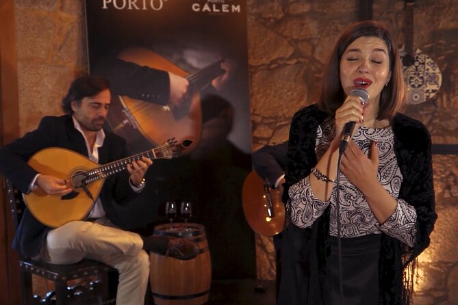 Fado Live Show in Porto Calem Wine Cellars Including Wine Tasting and Visit - Accessibility and Group Size