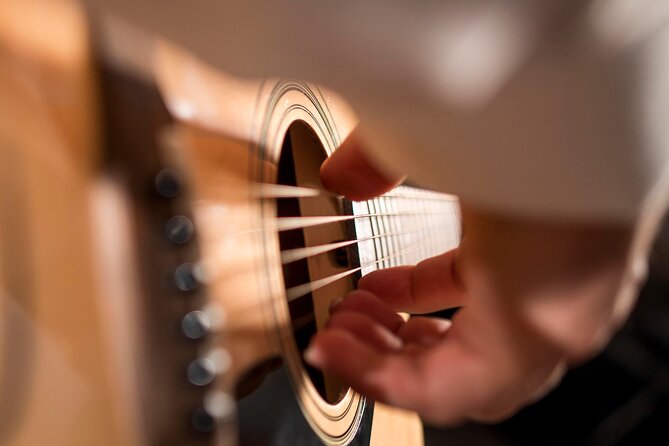 Fado Tour With Guide, Dinner & Live Show in Porto - Whats Included