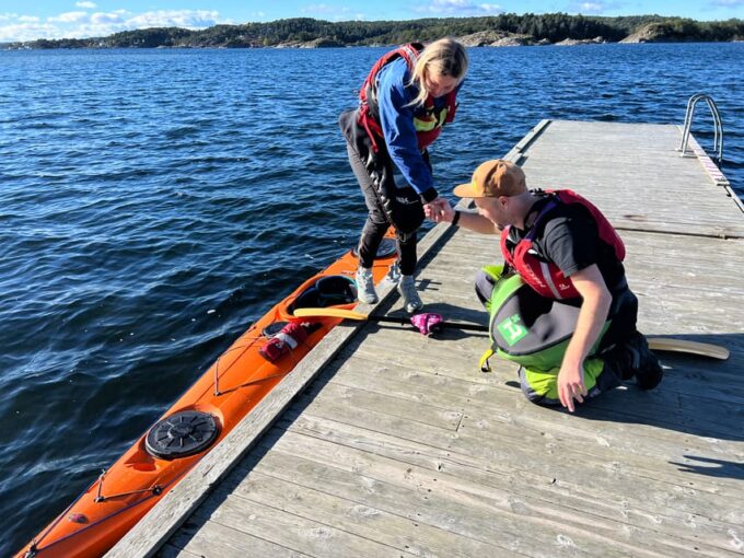 Færvik: Raet National Park Sea Kayaking Trip - Languages and Cancellation Policy