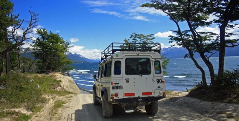 Fagnano and Escondido Lakes Tour by 4WD Vehicle in Ushuaia - Itinerary Details
