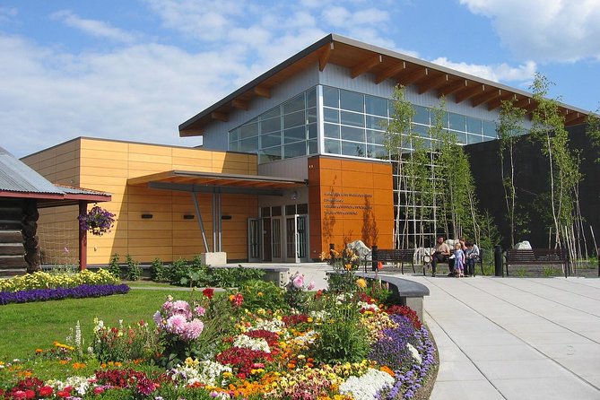 Fairbanks Autumn/Winter City Tour - Discovering Winter Sightseeing Gems