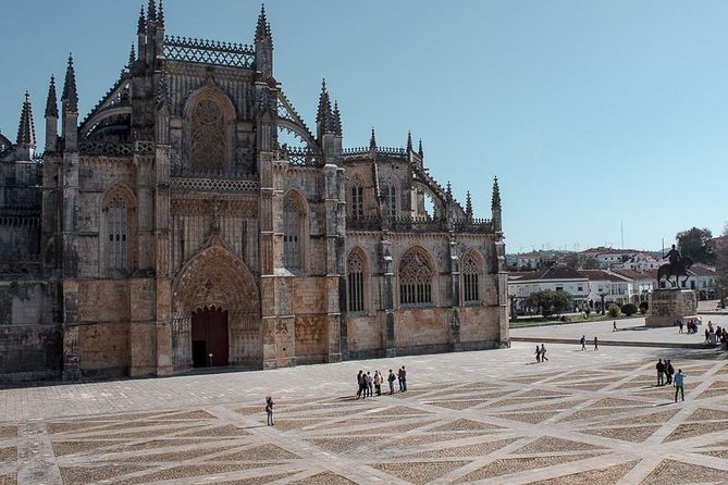 Faith and Heritage: Fátima Batalha Nazaré and Óbidos Private Tour From Lisbon - Sanctuary of Our Lady of Fátima