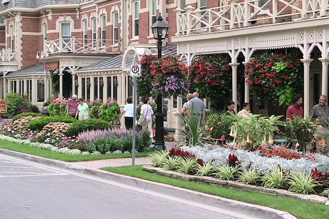Fall for Niagara Tour - Meeting and Pickup