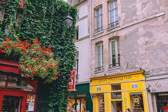 Fall in Love With Paris in 3 Hours - Quai De Lhôtel De Ville