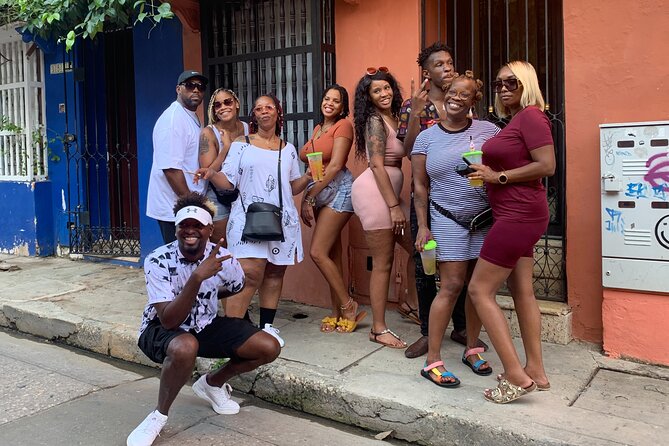 Falling in Love With Cartagena, Walking Tour - Meeting Point and Pickup