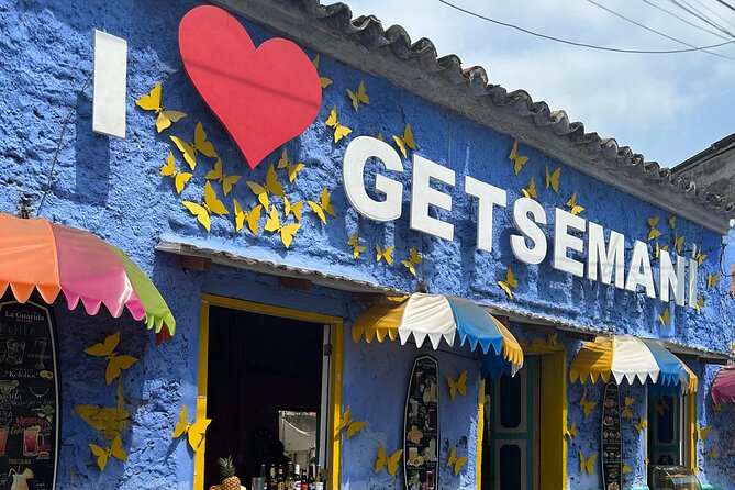 Falling in Love With Cartagena, Walking Tour - Accessibility and Health Restrictions