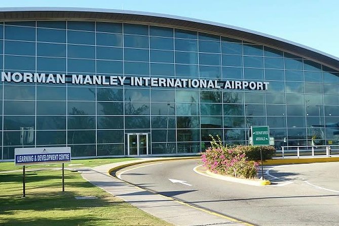 Falmouth Hotels Private Roundtrip Airport Transfer From Kingston Airport (Kin) - Booking Your Stay