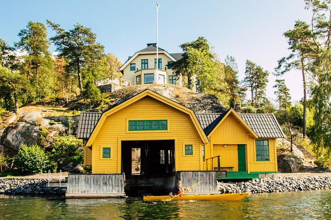 Family and Kids Friendly Private Kayak Tour in Stockholm Archipelago - Exploring the Archipelago
