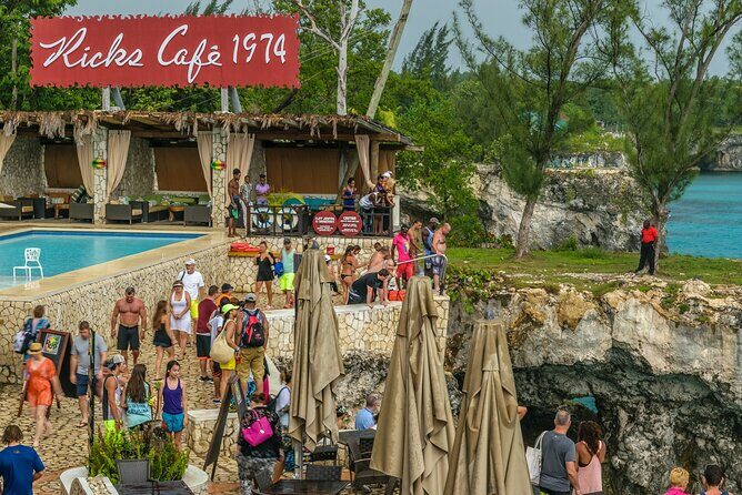 Family Catamaran Cruise from Jamwest Beach Negril Hotels - FAQs