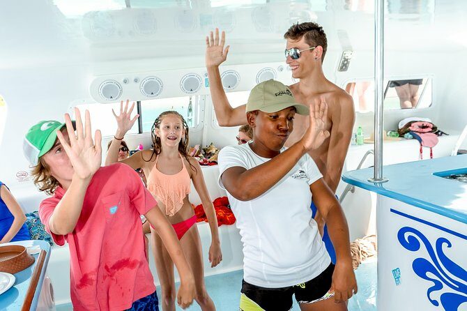 Family Catamaran & Snorkeling Cruise Turks & Caicos - FAQs