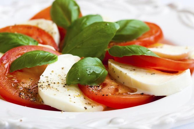 Family Farm Experience With Olive Oil Vegetables Limoncello and Grandmas Lunch - Sample Menu