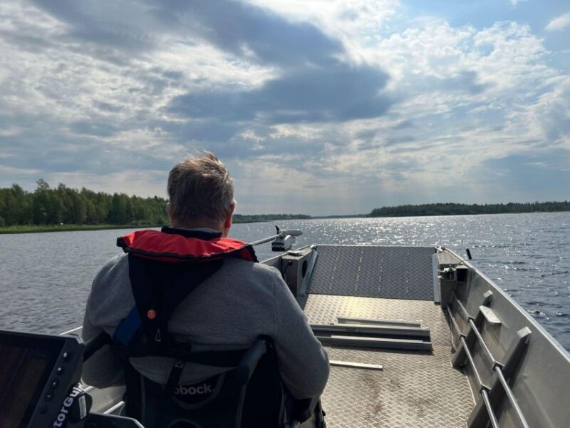 Family-friendly Boat Fishing Trip in Ii - Accessibility and What to Bring