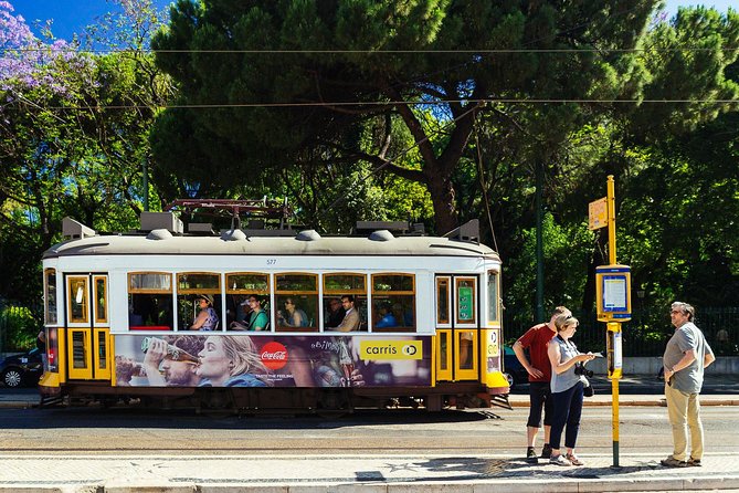 Family Friendly Lisbon Private City Tour - Meeting and End Points