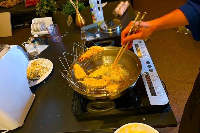 Family Friendly Osaka Tempura Cooking Class - Class Structure and Tempura Preparation