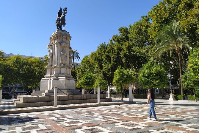 Family Friendly Private Tour of Seville - Exploring Iconic Landmarks