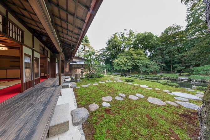 Family Mitsui House Museum With Green Tea Admission Ticket - Operating Hours