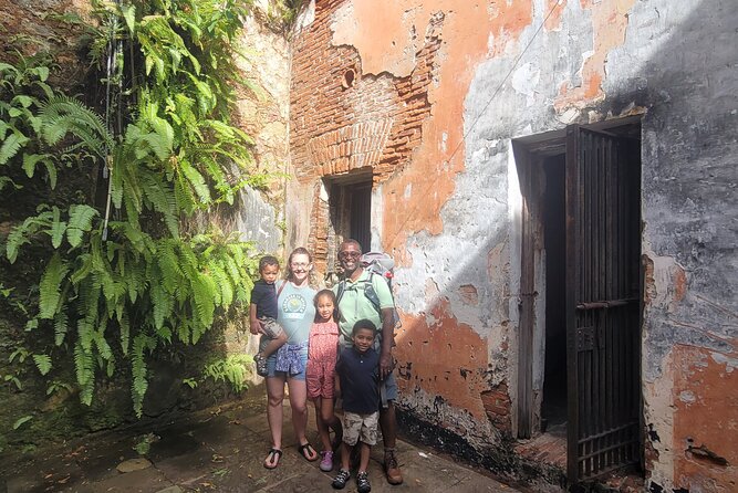 Family Old San Juan Fun Tour: Science/History/ Yummy Treats - Navigating the Vibrant Tour