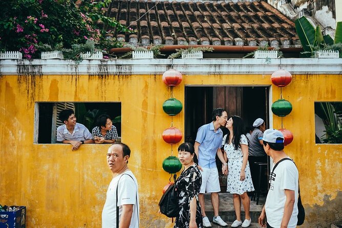 Family Photography Tour in Hoi an With Professional Photographer - Meeting Information