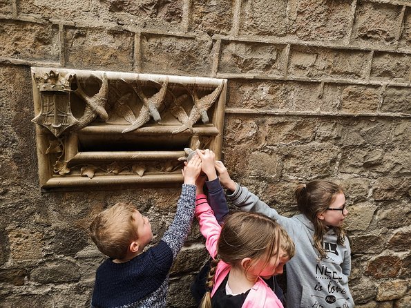 Family Private Tour: Churros, Hot Chocolate & Games in Barcelona - Additional Tour Information