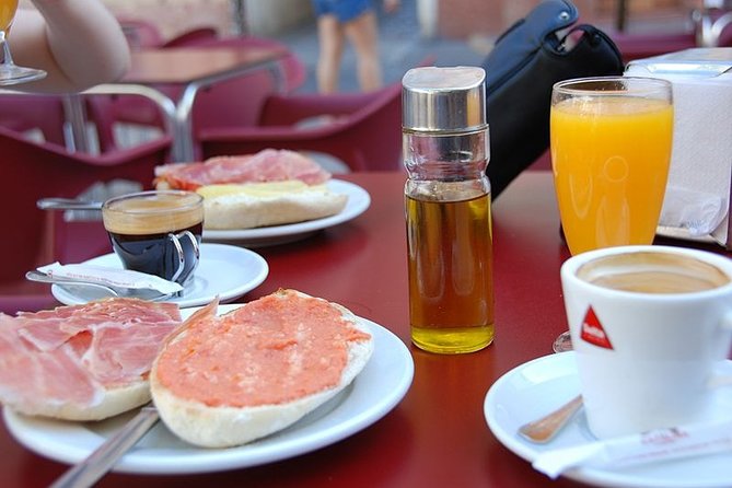 Family Tour in Seville . Private - Pickup Option