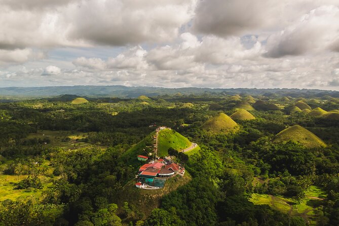 Famous Bohol Chocolate Hills Loboc River Cruise Tarsier Tour - Tour Experience