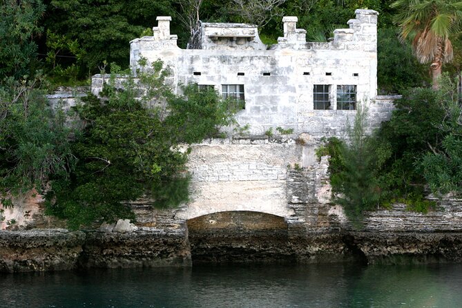 Famous Homes and Hideaways Cruise in Bermuda - Overview of the Cruise Experience