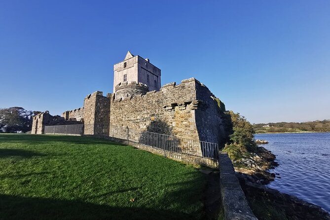 Fanad Lighthouse and Doe Castle Tour - Accessibility