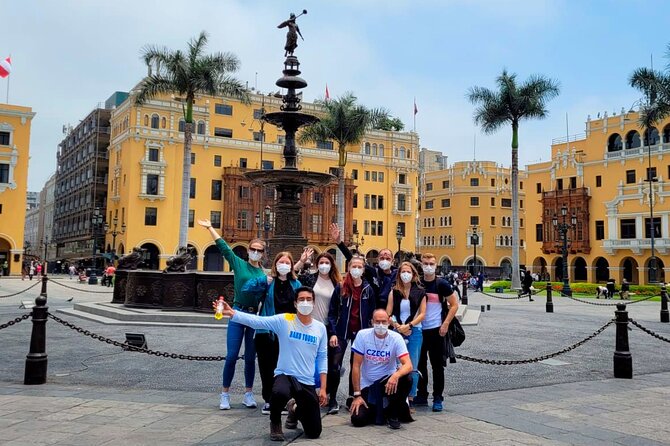 Fantastic Lima: City Tour + Magic Water Show + Local Dinner - Exploring Limas History