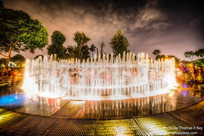 Fantastic Lima: City Tour + Magic Water Show + Local Dinner - Illuminated Fountain Display
