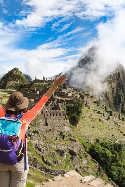 ||Fantastic Peru - Lima, Nasca, Cusco, Machu Picchu 8 Days - Itinerary Highlights