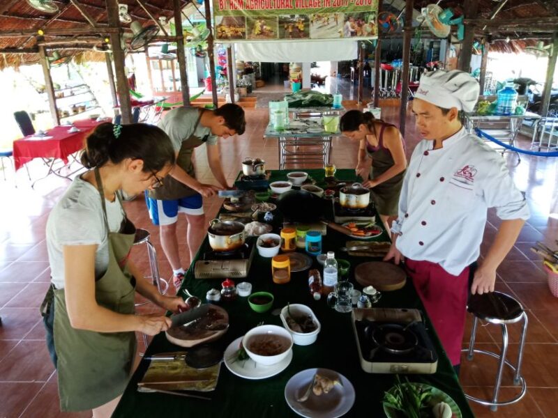 Farm-To-Table Healthy Cooking Class: Half-Day Tour - Exploring the Medicine Garden
