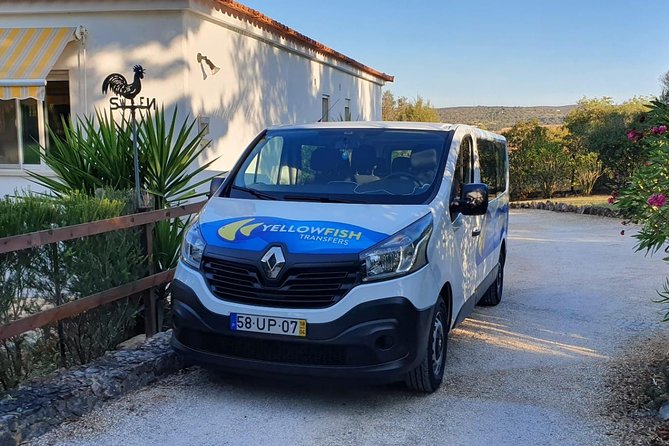 Faro Airport - Carvoeiro: Private Return Transfer - Meeting and Pickup