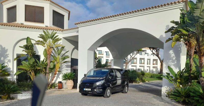 Faro Airport: One-Way Private Transfer To Albufeira - Key Points