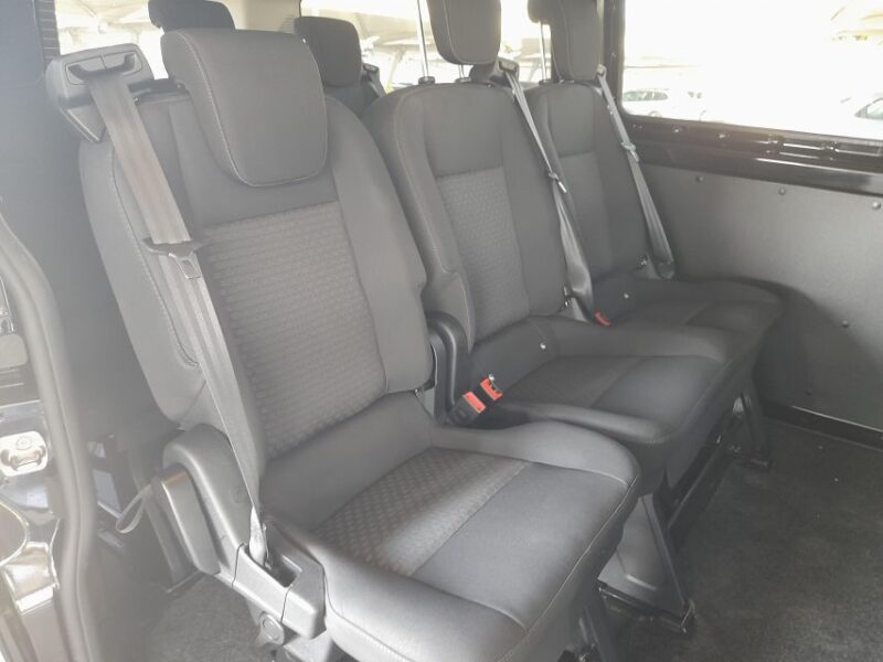 Faro Airport: One-Way Private Transfer To Albufeira - Vehicle and Amenities