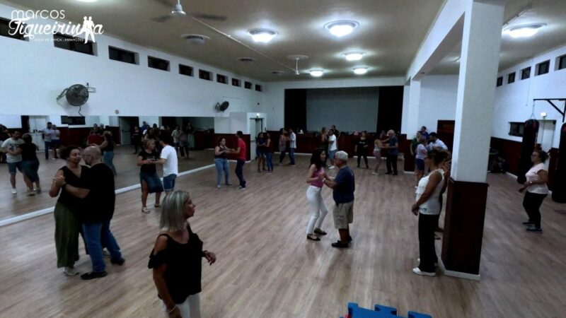 Faro: Dance Private or Group Lessons (Salsa,Bachata,Kizomba) - Supportive and Energetic Environment