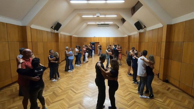 Faro: Dance Private or Group Lessons (Salsa,Bachata,Kizomba) - Frequently Asked Questions