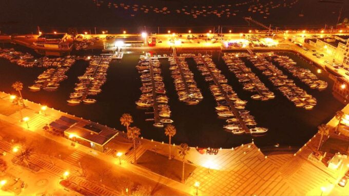 Faro: Night Segway Tour With Cocktails - Historic Exploration