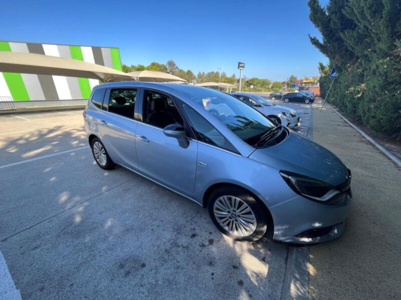 Faro-Vilamoura Airport: Transfer - Driver and Experience