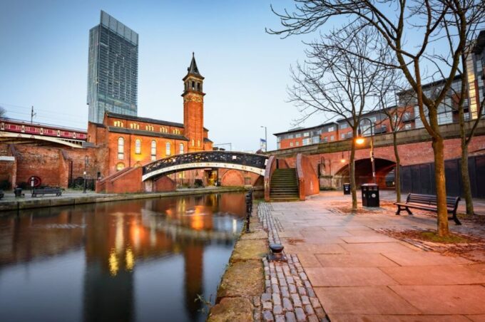 Fascinating Manchester - Walking Tour - Discovering Albert Square and Its Significance