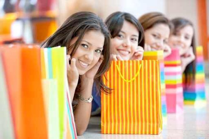 Fashion on Fifth Avenue Shopping Tour - Key Points