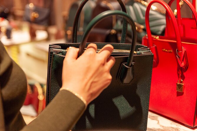 Fashion Shopping Tour in Toronto With a Local Stylist - Inclusions
