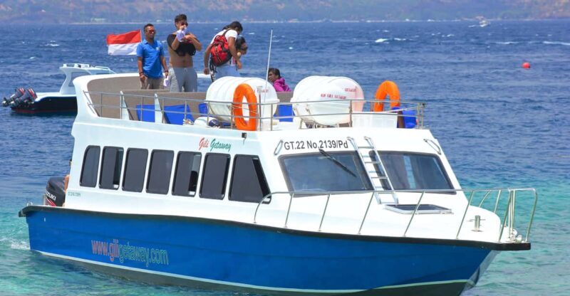 Fast Boat Transfer Between Penida and Gili Trawangan - Comfortable Seating and Amenities