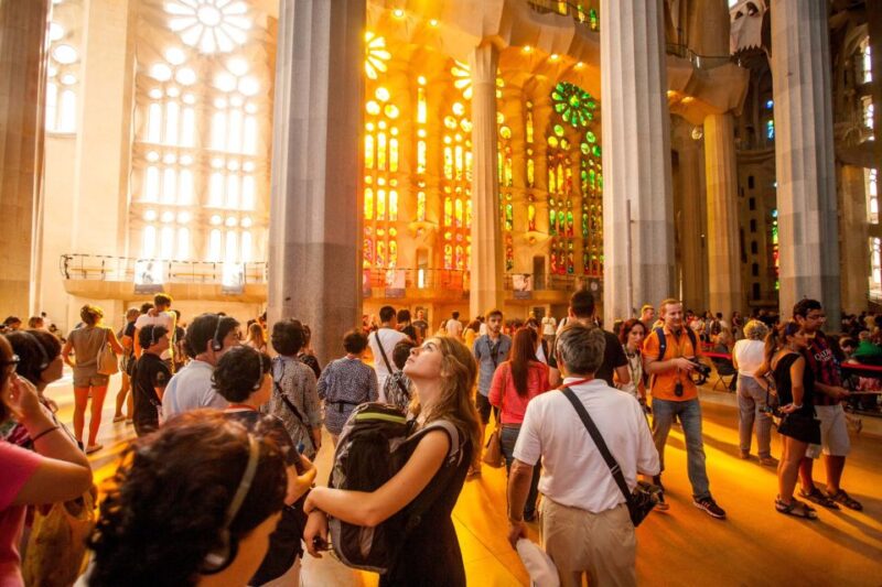 Fast-Track Access: Sagrada Familia 1.5-Hour Guided Tour - Guided Tour Details