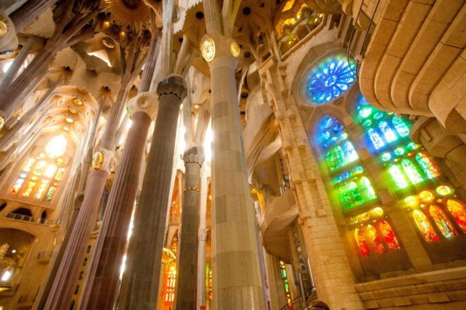 Fast-Track Access: Sagrada Familia 1.5-Hour Guided Tour - Meeting Point and Directions