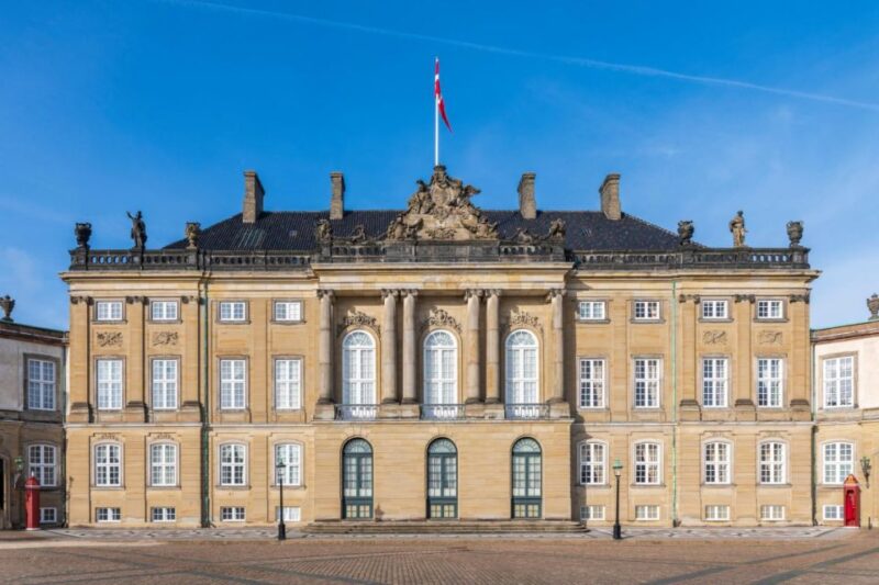 Fast-Track Amalienborg Palace Museum Copenhagen Private Tour - Important Information and Meeting Point