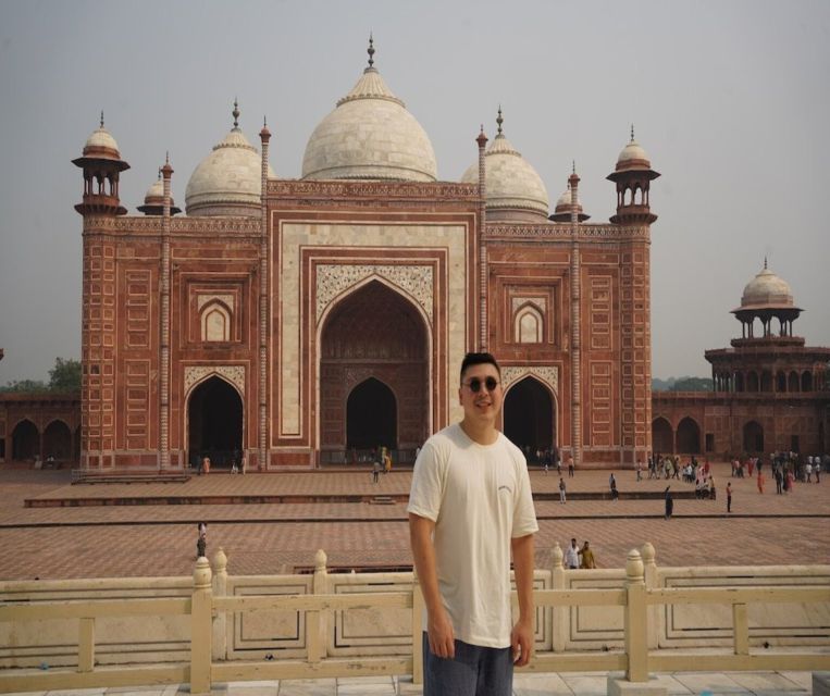 Fast-Track Entry Into Taj Mahal With Entrance Included. - Experience Highlights