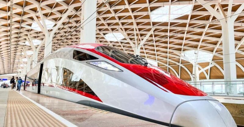 Fast Train From Jakarta To Bandung With Airport Pickup - Participant and Meeting