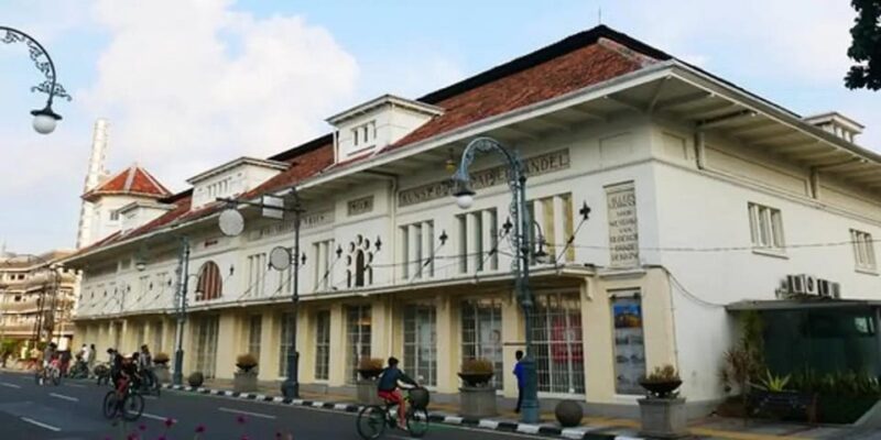 Fast Train From Jakarta To Bandung With Airport Pickup - Airport Transfer Service