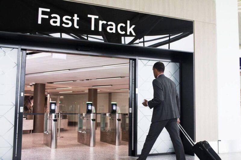 Fasttrack Cam Ranh International Airports (SIM 4GB Option) - Age Policy