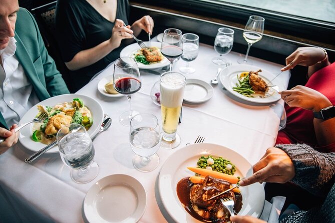 Fathers Day Plated Dinner Cruise on the Chicago River - Booking Information